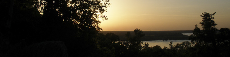 View of sunset over the Mississippi River from the blufs at Natchez